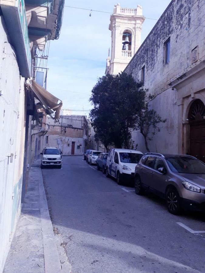 Sqaq Numru 1 Accomodation Hotell Rabat Eksteriør bilde